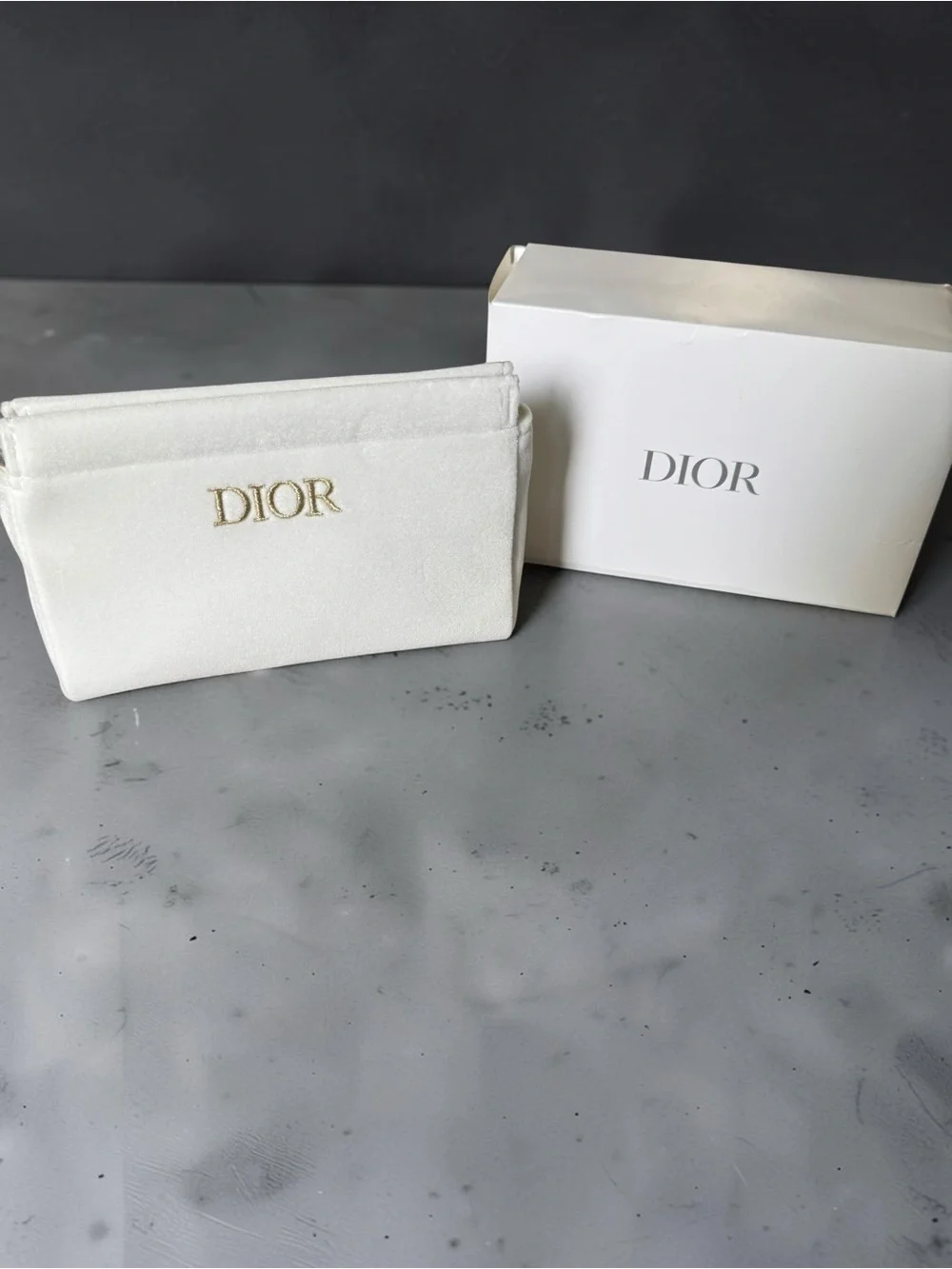 Dior White Cosmetic Pouch with Gold Logo GWP NIB